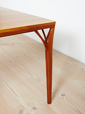 PD 55 Dining Table in Solid Teak let 3