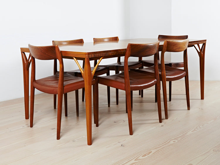 PD 55 Dining Table in Solid Teak set