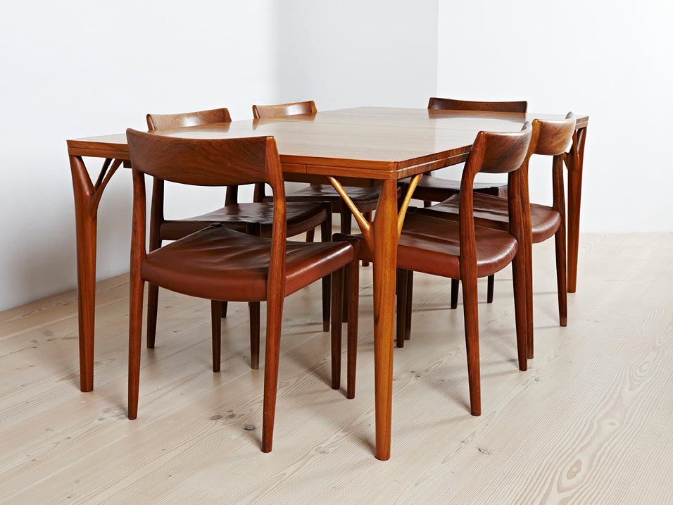 PD 55 Dining Table in Solid Teak full set