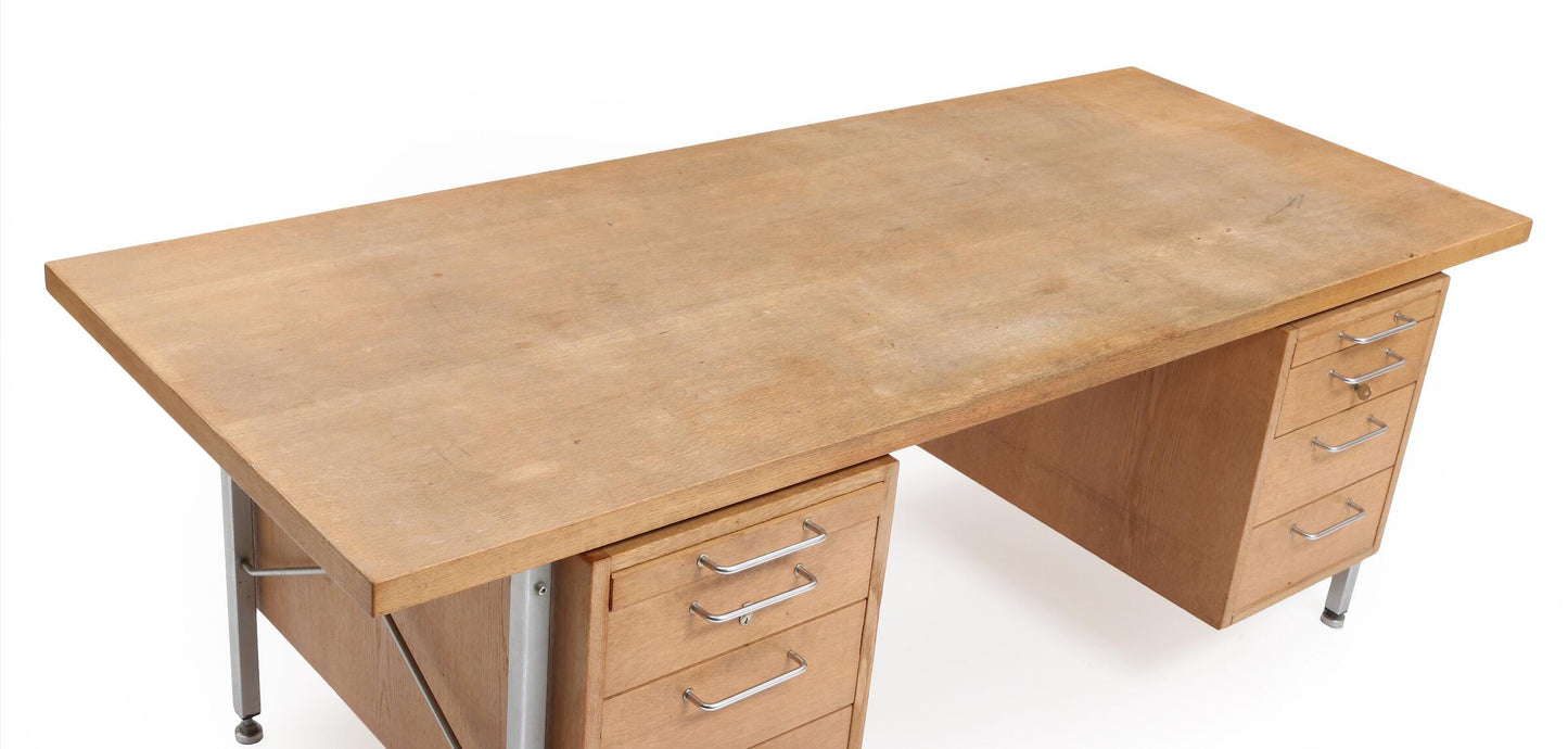 Hans Wegner Desk top