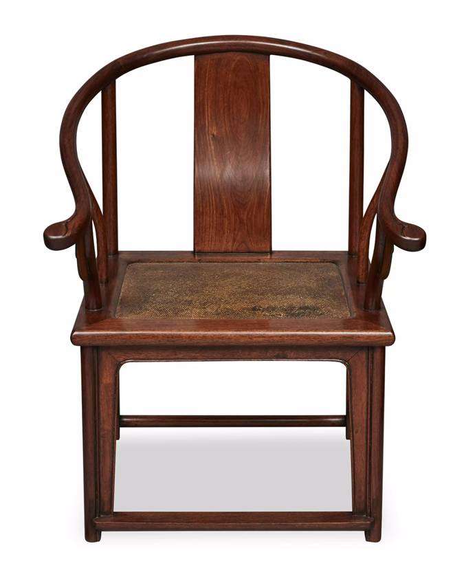 Chinese Rosewood Horseshoe Back Chair: 19th century