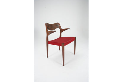 N O Moller 1951 Carver in Original Red Cord