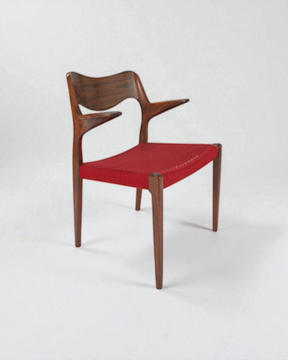 N O Moller 1951 Carver in Original Red Cord