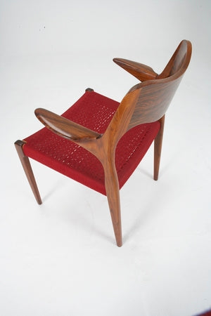 N O Moller 1951 Carver in Original Red Cord 2