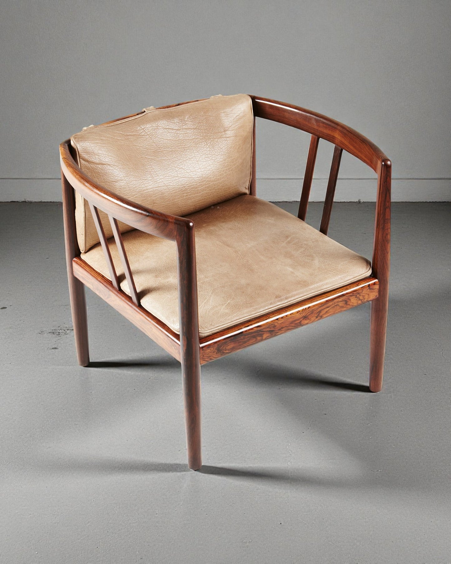 Illum Wikkelso Vintage Handy Chair in Rosewood made by Holger Christiansen