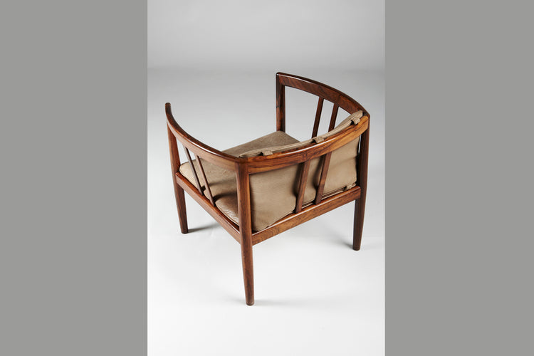 Illum Wikkelso Vintage Handy Chair 5