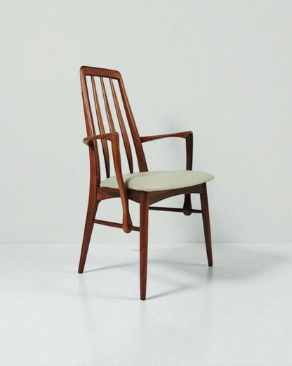 N Kofoed 1964 Spindleback Carver