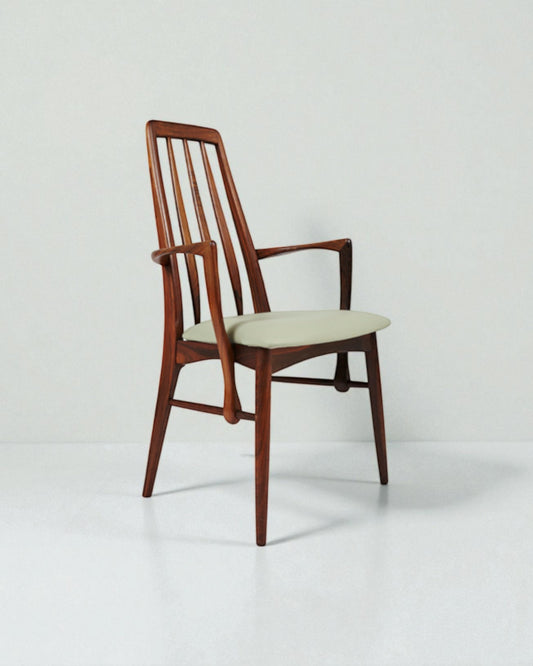 N Kofoed 1964 Spindleback Carver