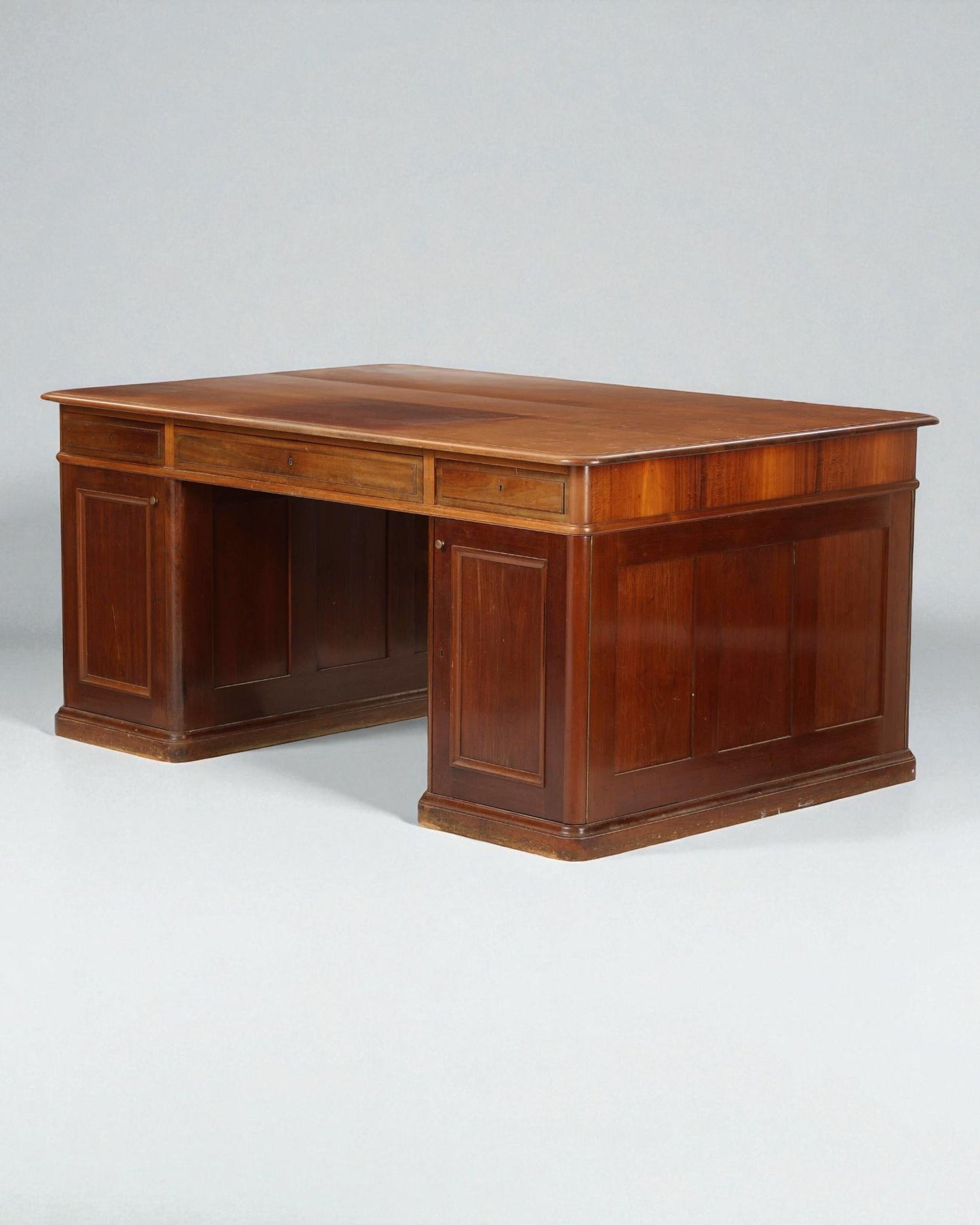 1910 Heinrich Wenck Hardwood Partners Desk With Drawers, Doors & Keys