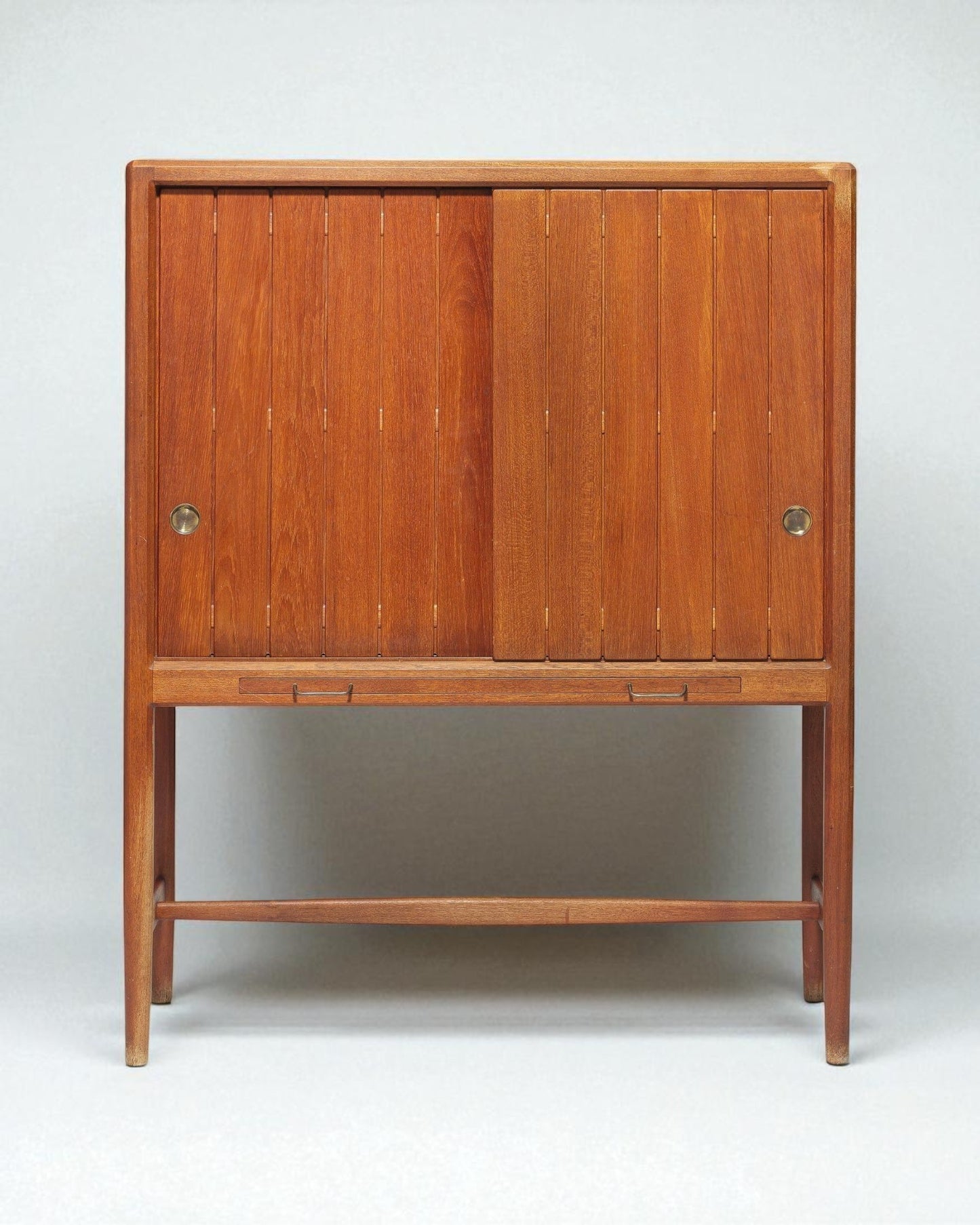 1940s Hans Wegner Tall Teak Cabinet, with 2 Carved Doors and Pull-out Leaf