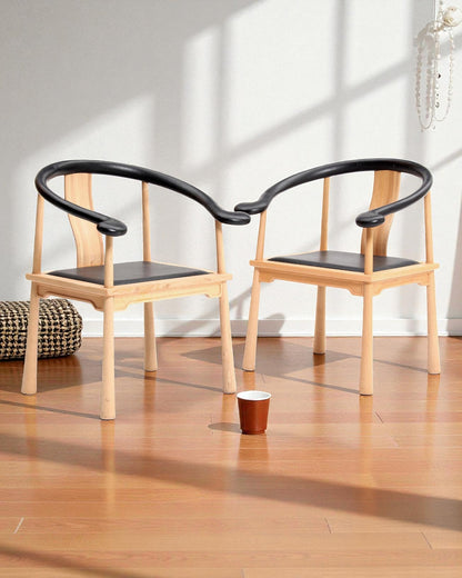 1960s Richard Nissen “Yin” Pair of China chairs with club legs and leather seat