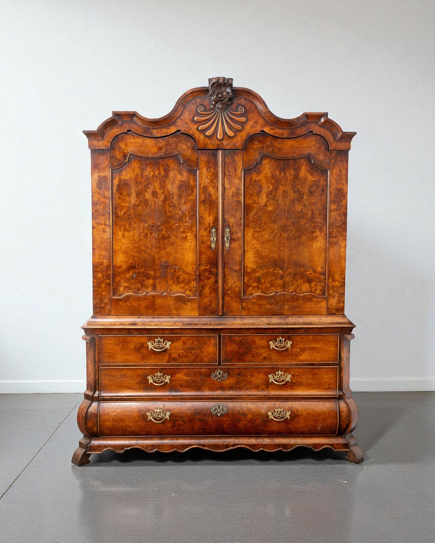 19C DUTCH WALNUT LINEN PRESS OF BOMBE FORM