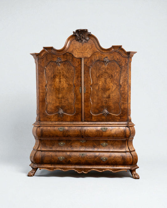 DUTCH WALNUT LINEN PRESS OF BOMBE FORM Early 20C