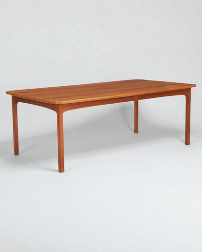 Danish Cabinetmaker Dining Table - Extendable to 325cm for 12 seats