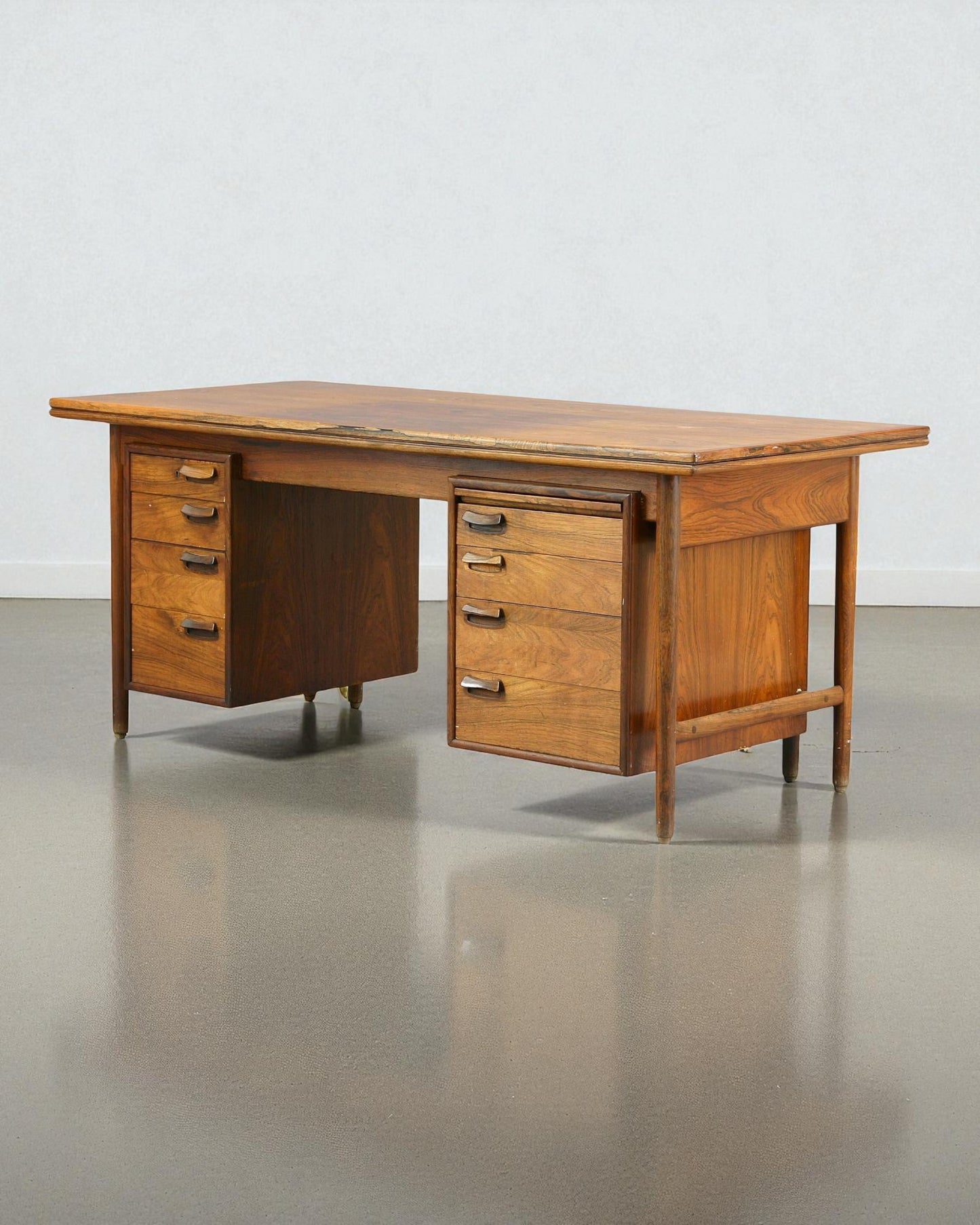 Danish cabinetmaker desk with unfolding double top circa late 1940s