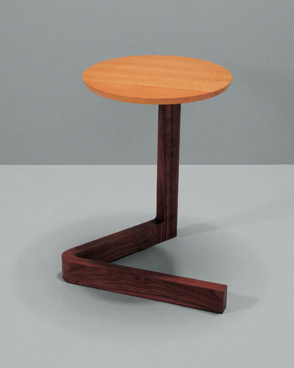 EN Bedside Table with Top Cantilevered over Mattress