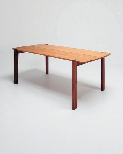 EN Dining Table with Solid Oak Table Top and Solid Walnut Legs