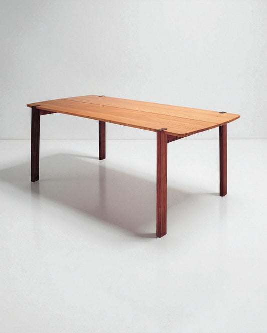 EN Dining Table with Solid Oak Table Top and Solid Walnut Legs