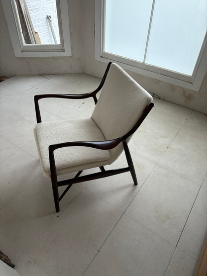 Finn Juhl 45 Chair 24