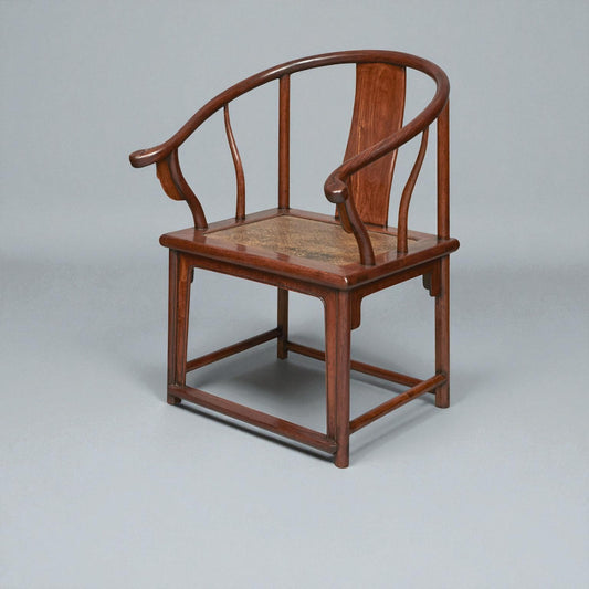 Chinese Rosewood Horseshoe Back Chair: 19th century