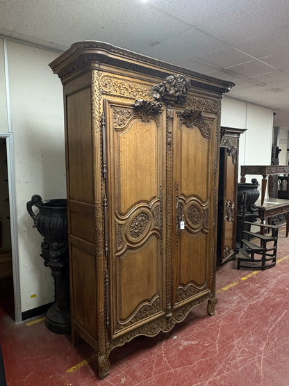 FRENCH SOLID OAK ARMOIRE DU MARRIAGE 19C