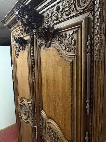 FRENCH SOLID OAK ARMOIRE DU MARRIAGE 19C