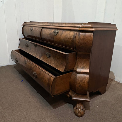 DUTCH WALNUT LINEN PRESS OF BOMBE FORM Early 20C