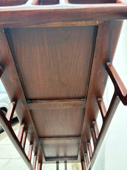 Console Table of Traditional Chinese Techniques