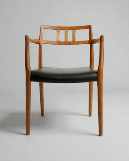 N O Moller 1966 Carver in Teak