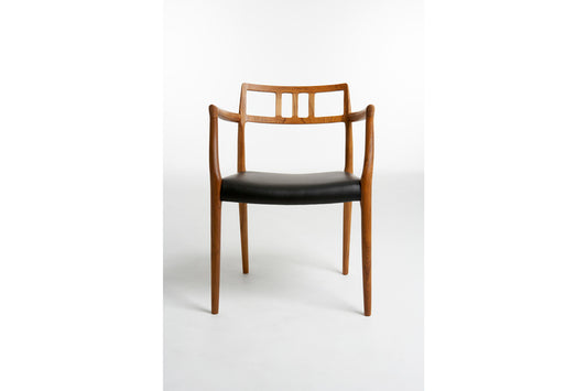 N O Moller 1966 Carver in Teak