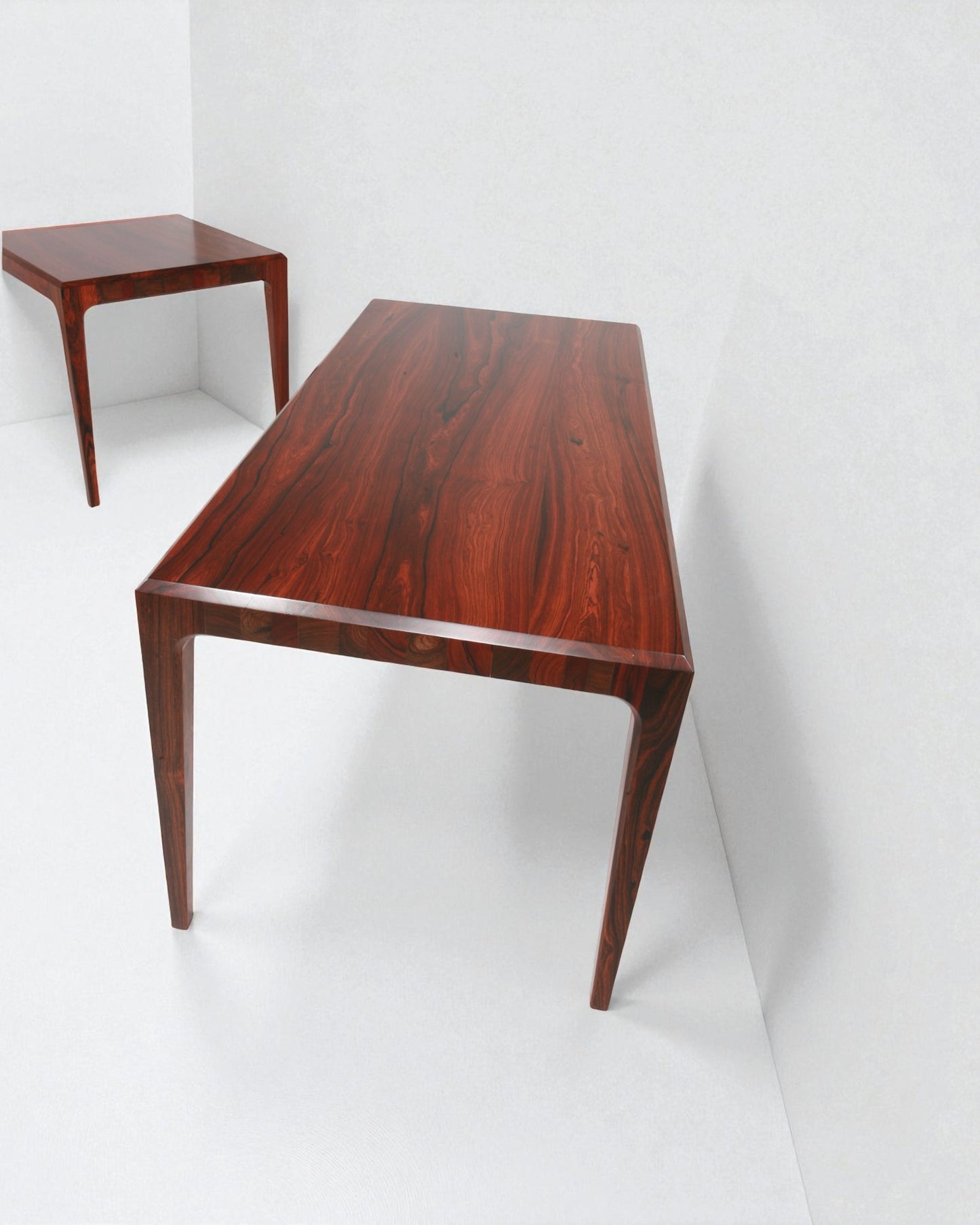 PD 60 Dining Table in Solid Rosewood - with End Tables for Extension