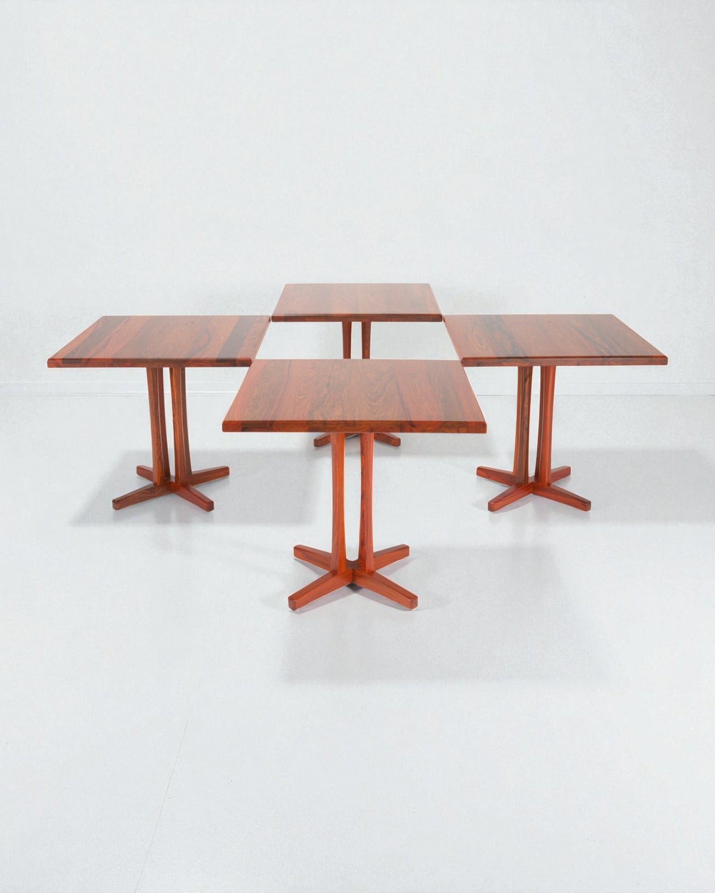 PD 70 Dining Table in Solid Rosewood