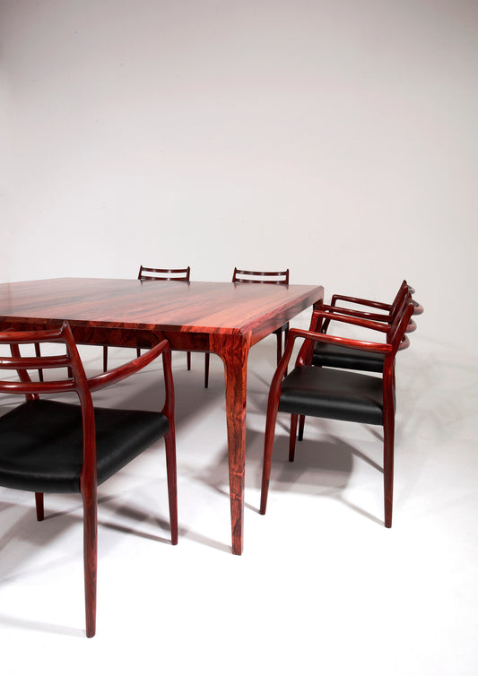 PD 60 Dining Table in Solid Rosewood